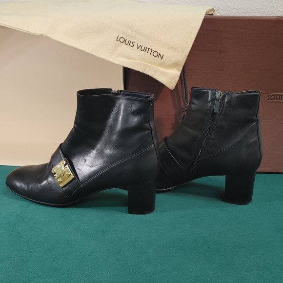 LOUIS VUITTON COPENHAGEN ANKLE BOOTS - Picture 1 of 14